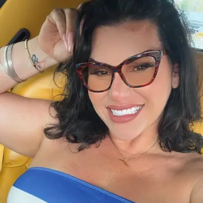 Angelina Castro profile