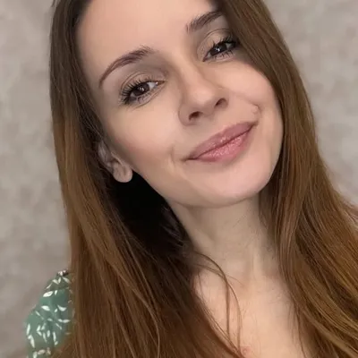 Julia Laba profile