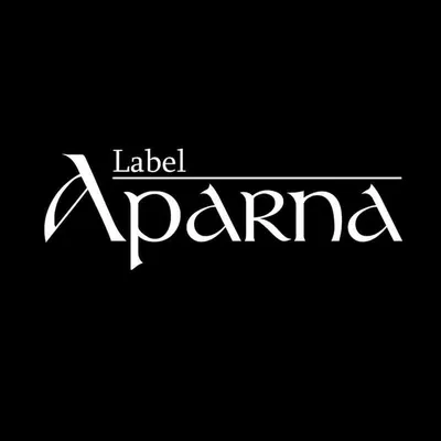 L A B E L A P A R N A profile