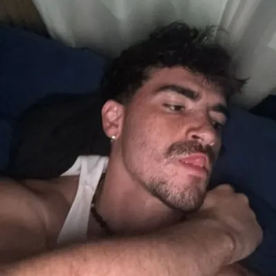 La cagoule profile