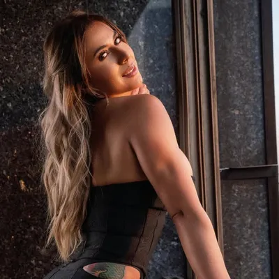YUBI CASANOVA profile