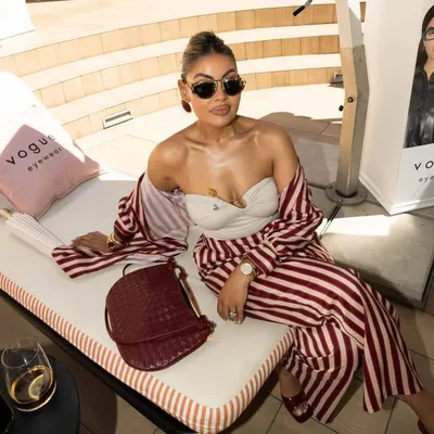 La'eeqa Yunus / Pro/celebrity makeup artist profile