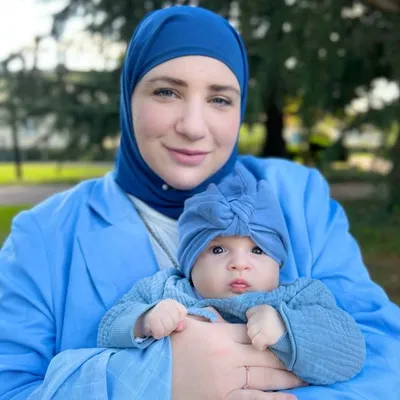 Laetitia Happy Family profile