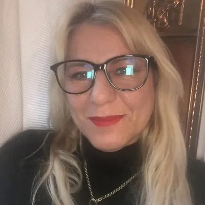 Laëtitia Delavis profile