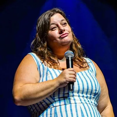 Laila Roth profile