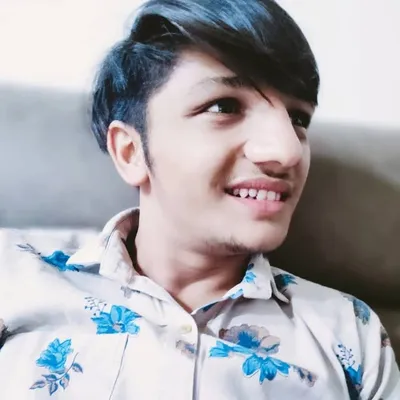 Ļāķhāñ._ BÔĽÎÝÃ.._ profile