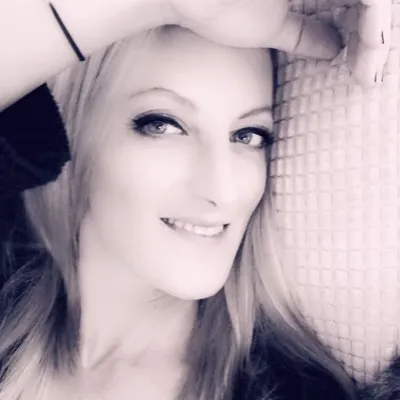 o.O Angie O.o profile