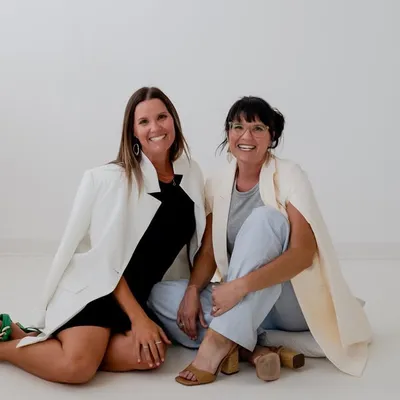 Lamb & Co. | Lyndsay & Leslie profile