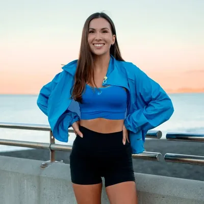 LANA VAN HOUT-GRAVES profile