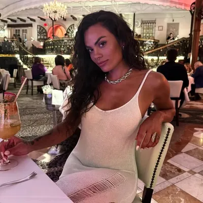 Evelyn Tevez profile