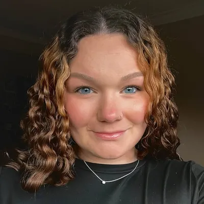 laney ☻ profile