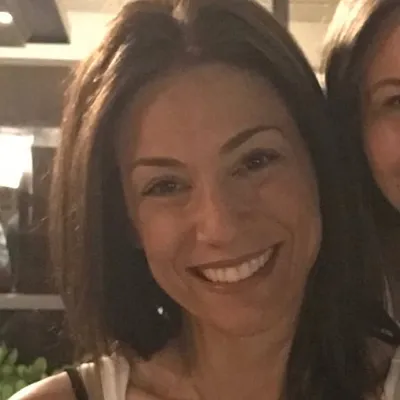 Alanna Arenstein profile