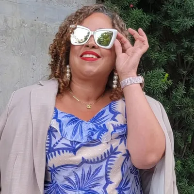 Sandra • NYC Plus Size Latina Content Creator 🇵🇷 profile