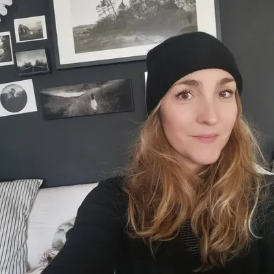 Vania Leroy Thuillier profile
