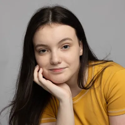 Lara Ashley profile