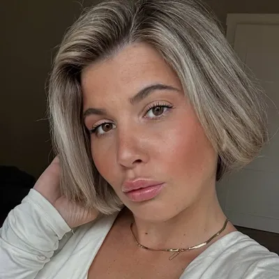 Lara Lehrmann profile
