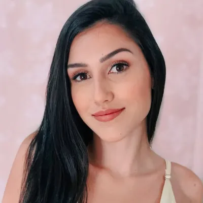 Fernanda Mikaelly profile