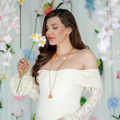 Larisa Costea profile