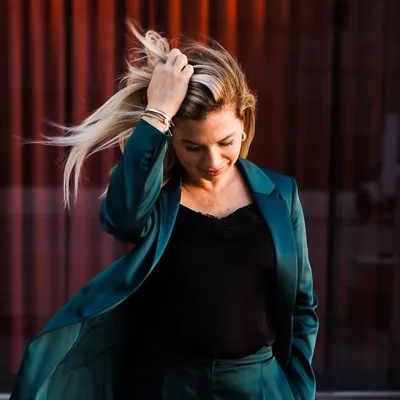 Larissa Madeleine Fröbel profile