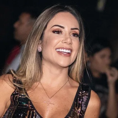 Lari Firmino profile