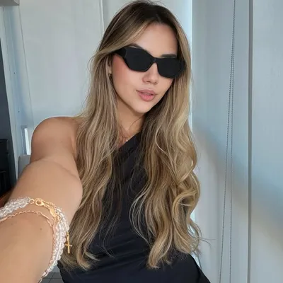 LARISSA DIONÍSIO profile