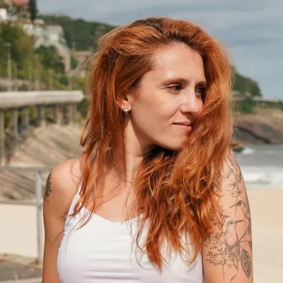 Larissa Vaiano ๐ณ๏ธโ๐ profile