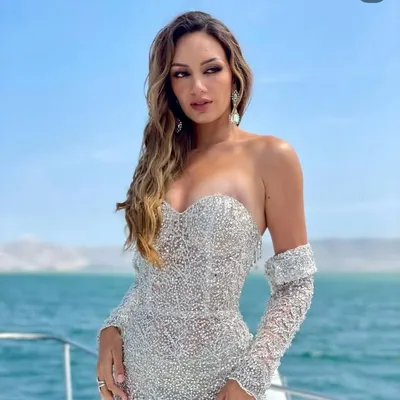 Larizza Farfan profile