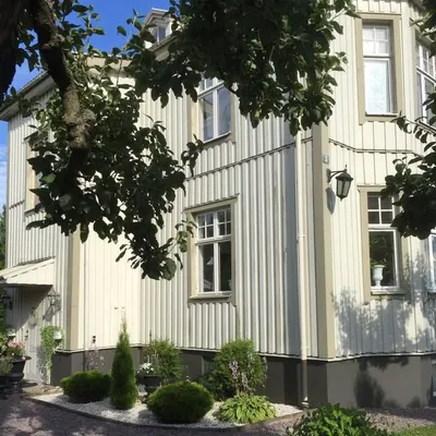 Lärkhuset profile