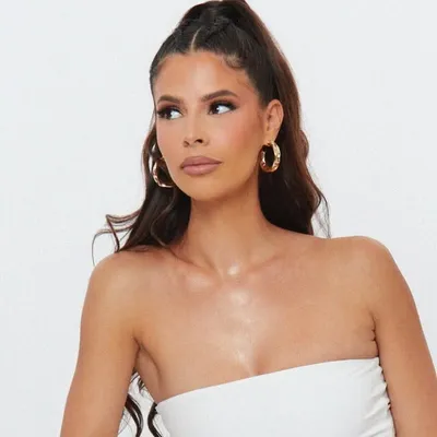 Laura Lee profile