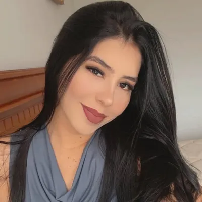 Camila Robalino profile