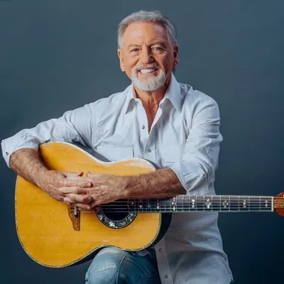 Larry Gatlin profile