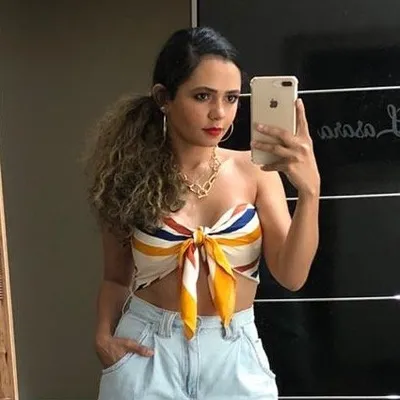 LÁSARA DOS SANTOS profile