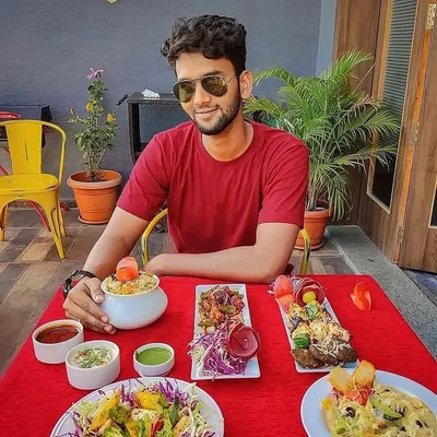TAUSIF | LATUR FOOD BLOGGER profile