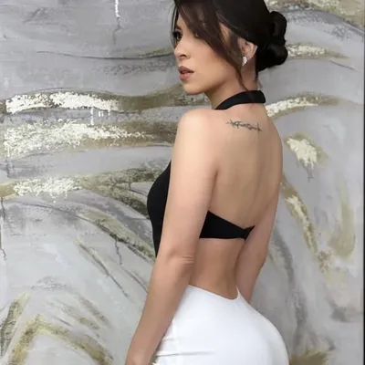 Laura Karolai Meza profile