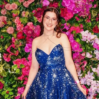 Laura profile