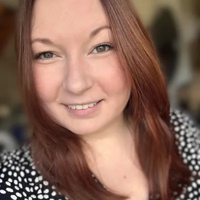 Laura ๐ฅ profile