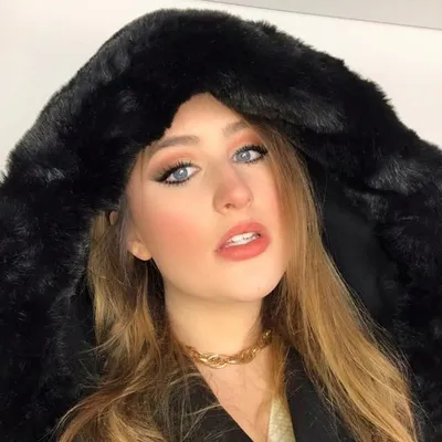♥ L A U R A S P I E S ♥ profile