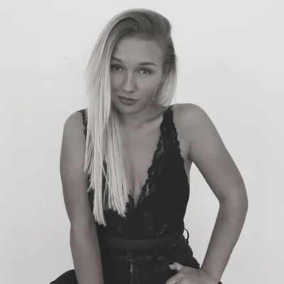 l a u r a . m e l i n a . ๐ค profile