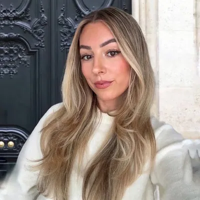 Laura R ✨ profile