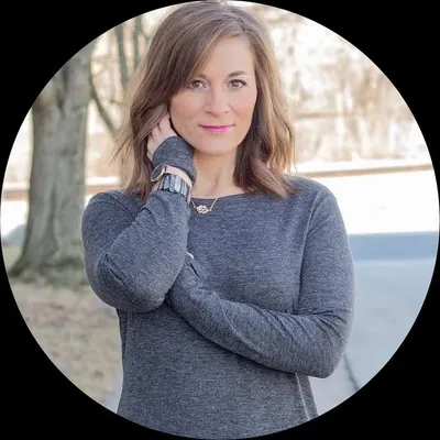 Laura Yoder | Lifestyle Influencer profile