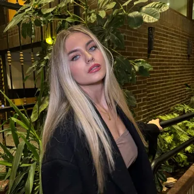 Laura Obrero profile