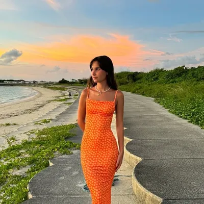 Laura Asín profile
