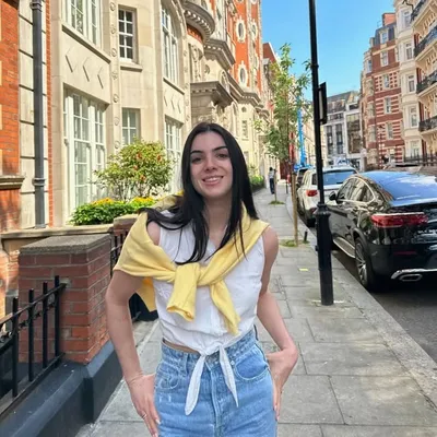 Laura profile