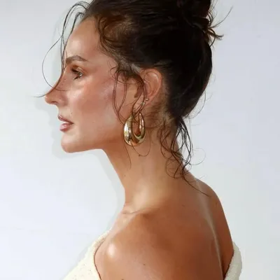 LAURA DUNDOVIĆ profile