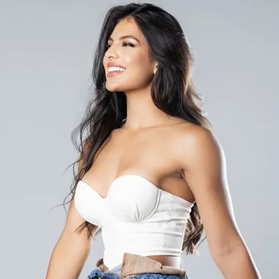 LAURA GIRALDO profile