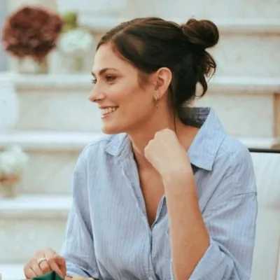 Laura profile