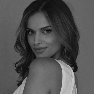 Laura Dubuc profile