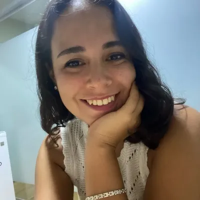 Laura profile