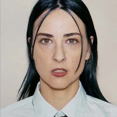 Laura Put profile