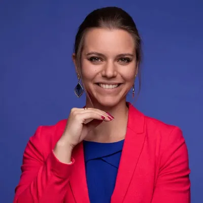Laura Reinecker profile